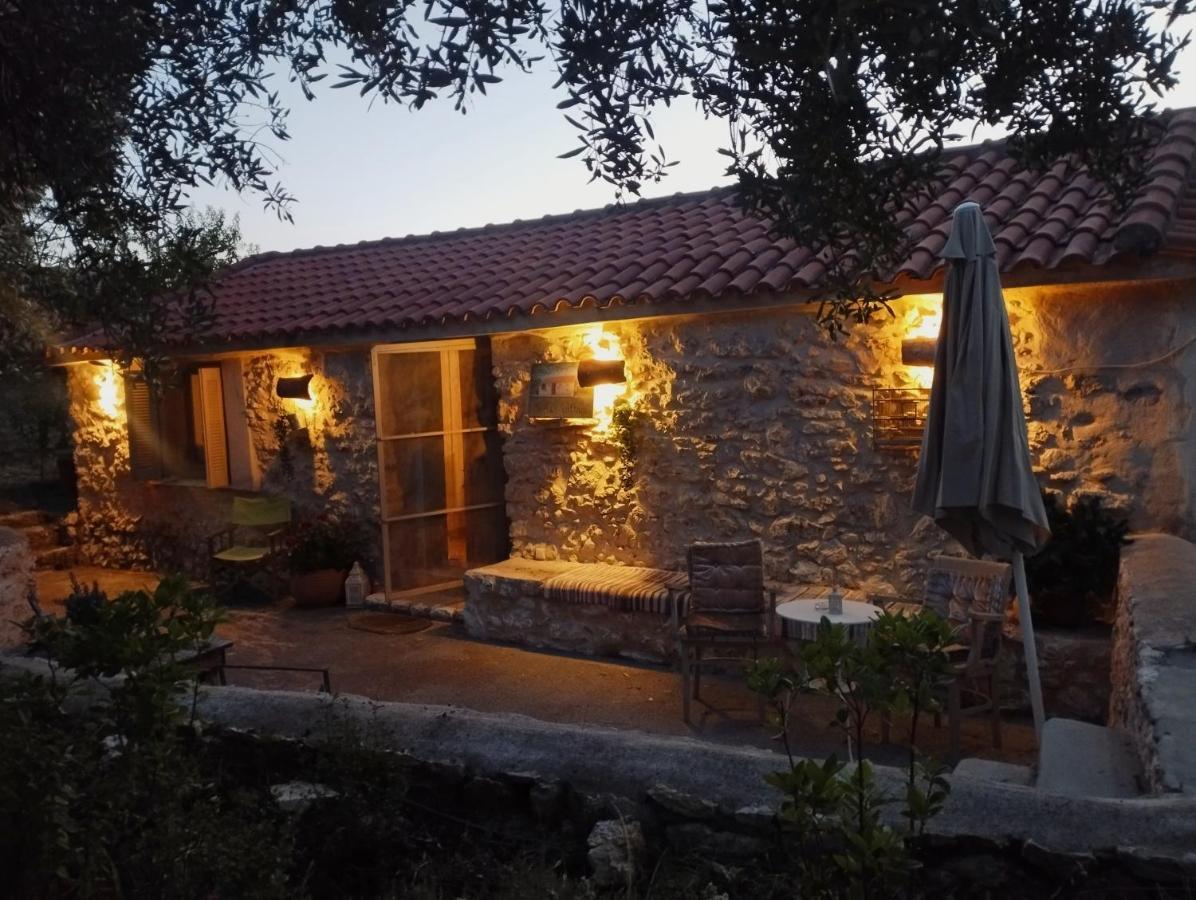 Sofias Cottage Elliniko  Bagian luar foto