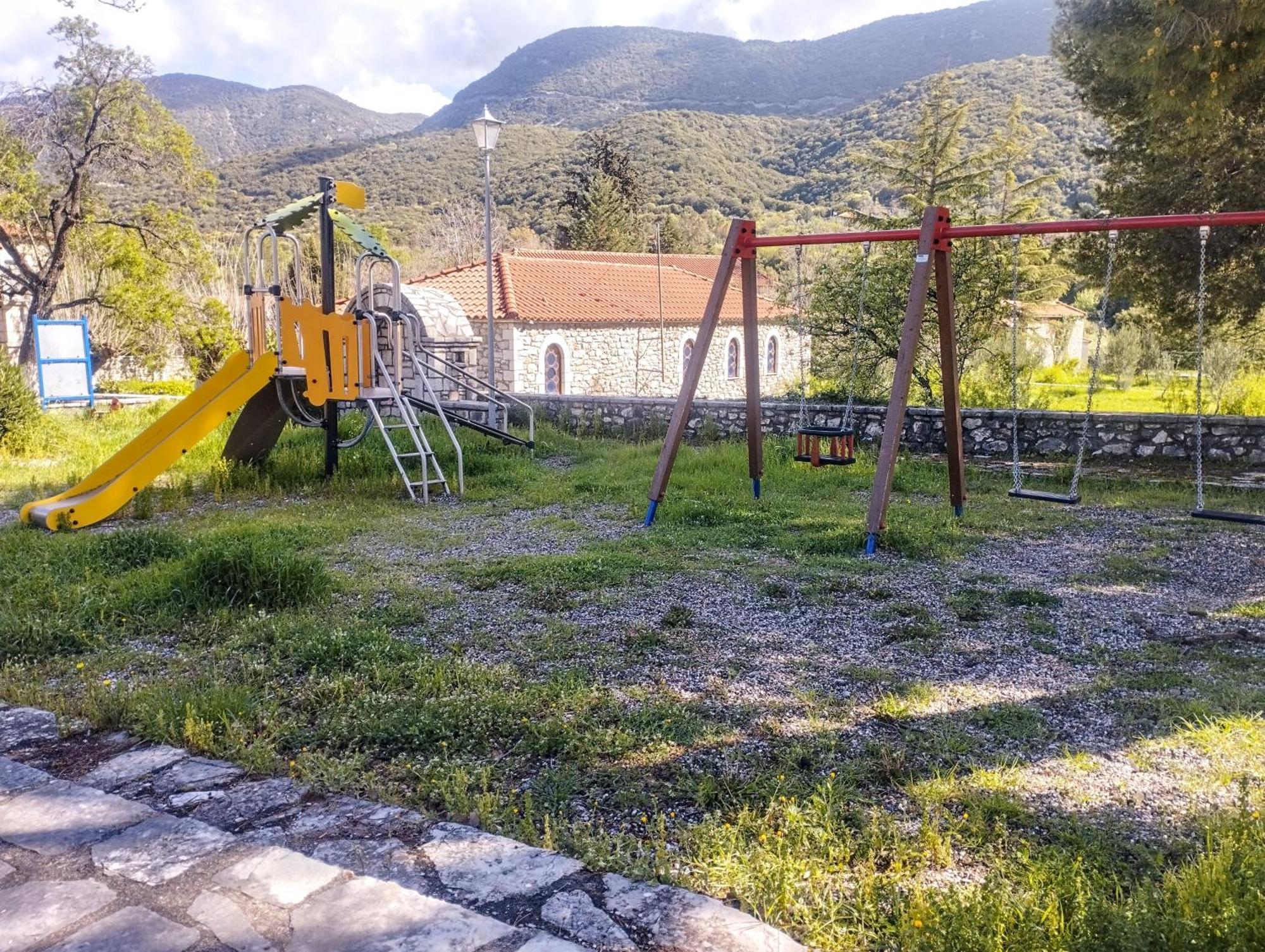 Sofias Cottage Elliniko  Bagian luar foto